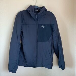 Arc'teryx Men's Dark Blue Proton LT Jacket